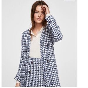 Mango Tweed Blazer, Size XS classic elegant fashion‎ gold Buttons casual